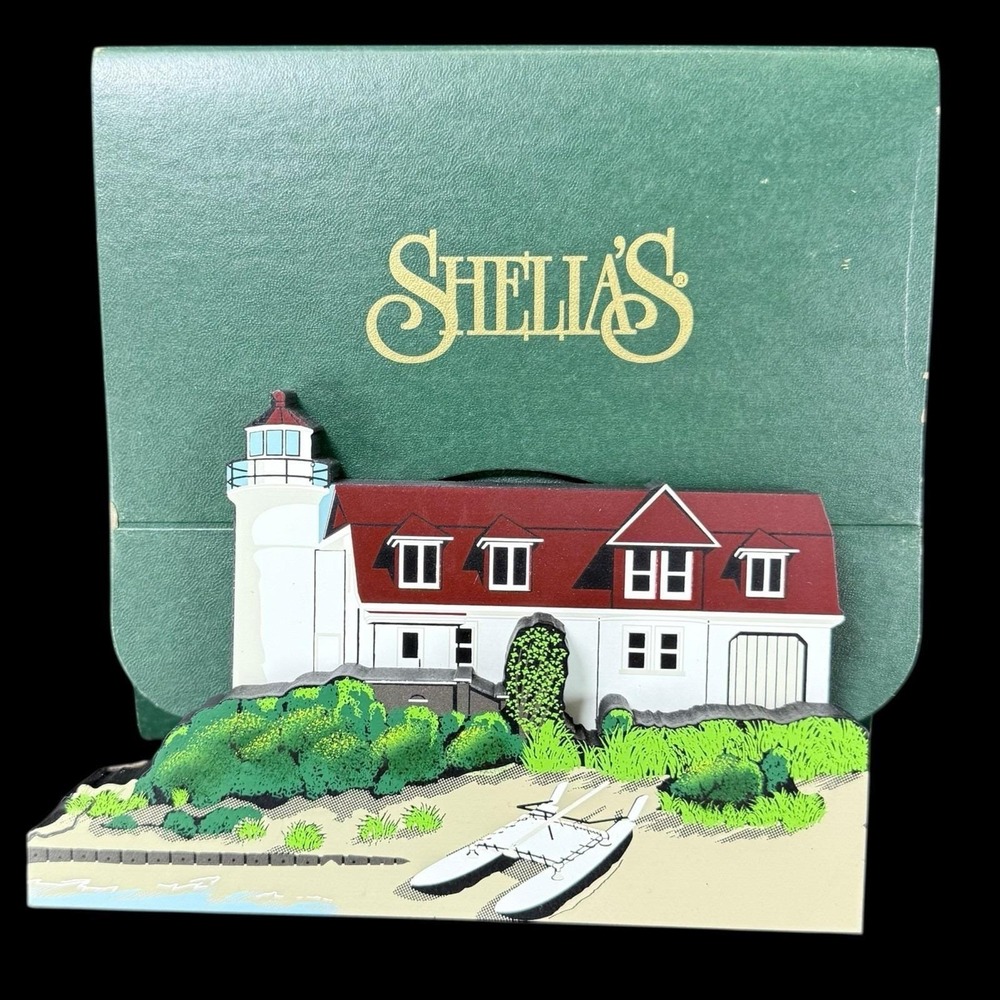 Point‎ Betsie Lighthouse Frankfort, Michigan Shelia's Collectibles 1999 W/Box